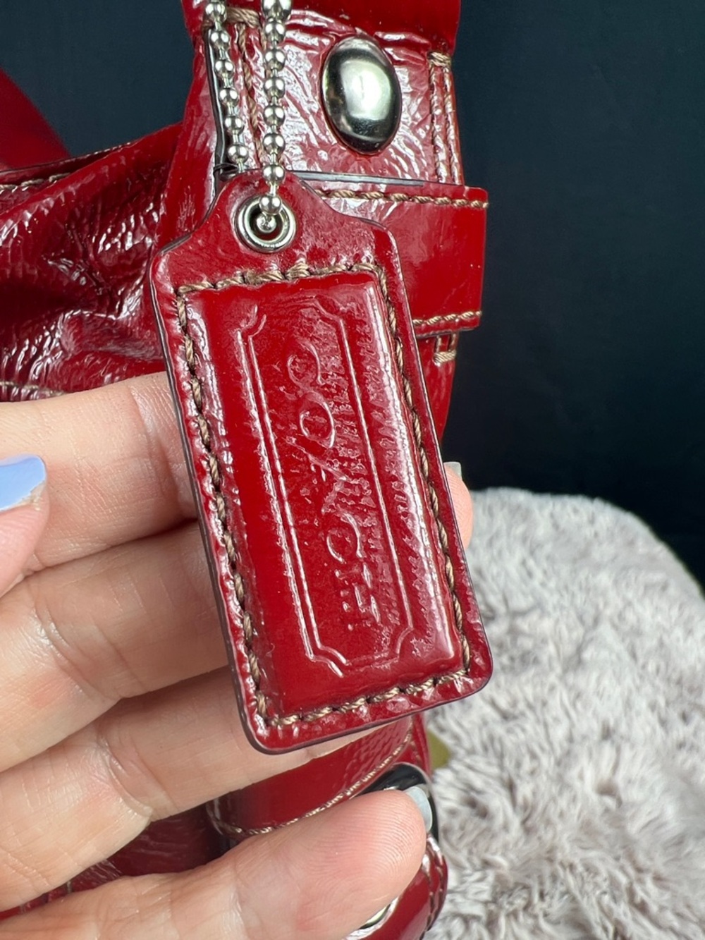 COACH Zoe XL Hobo Bag Crimson Red Patent Leather EUC F12776 - Picture 9 of 11